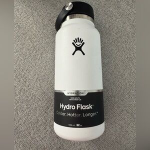NEW Hydro Flask 32oz Water Bottle Wide Mouth 2.0 W Twist Lid Travel Mug In White
